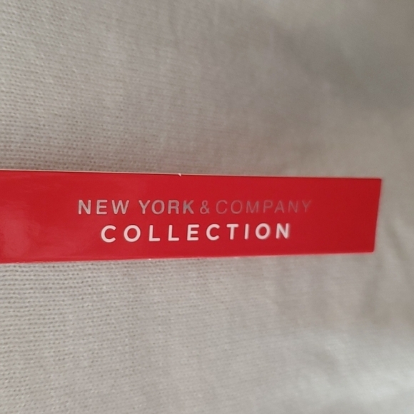 NY&C Beautiful Sequin Sweater featuring gem buttons (NWT) - Picture 3 of 7